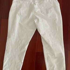 Jones’s New York jeans women’s size 18 W white.